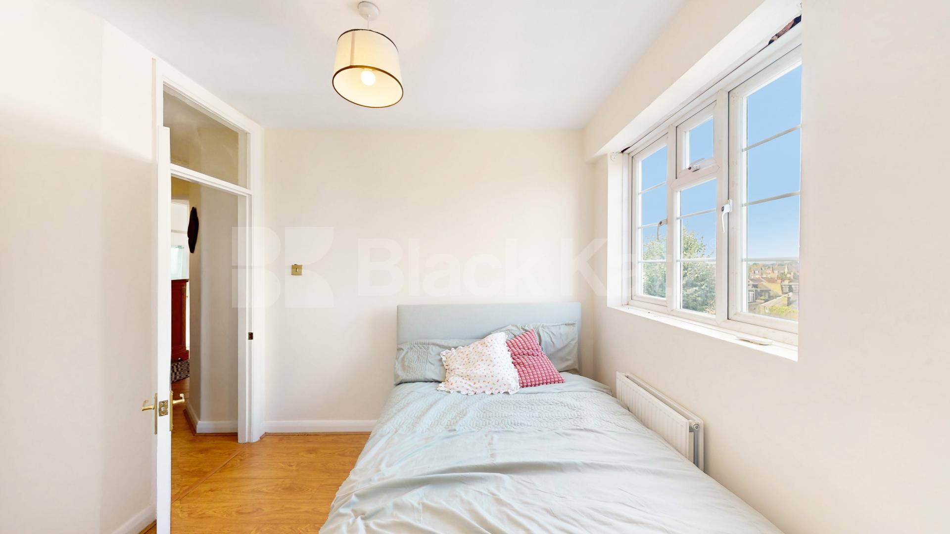 Modern Apartment Hanover Court, Uxbridge Road, Shepherds Bush